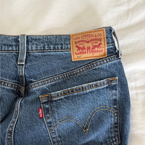 Levi's Women's Straight Leg Jeans - Blue - Picture 3 of 4